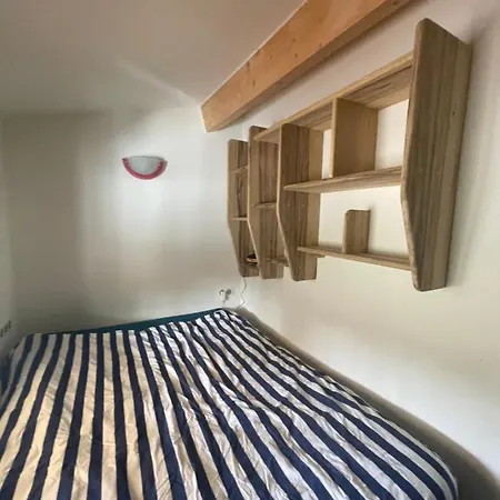 Holiday home Magnifique Cabanon Atypique Varois Avec Surprises Pignans