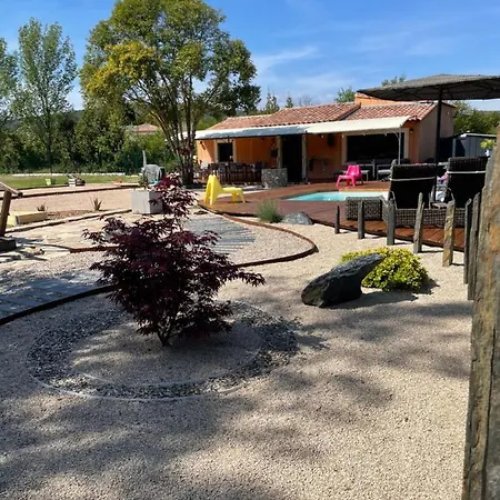 Holiday home Magnifique Cabanon Atypique Varois Avec Surprises *